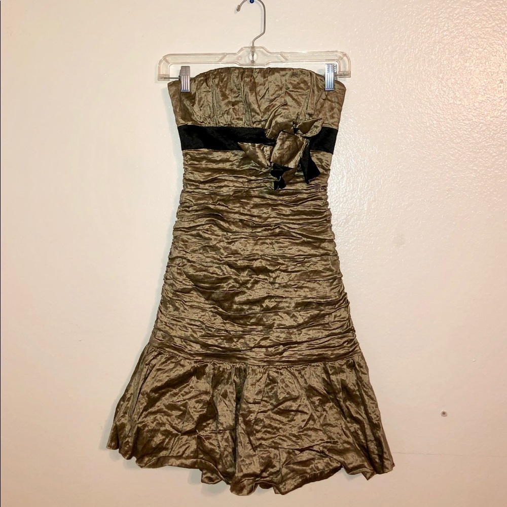 BCBG MAXAZRIA MINI